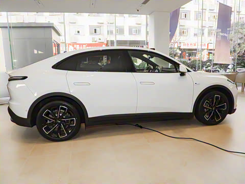 2025�� 85kWh ������