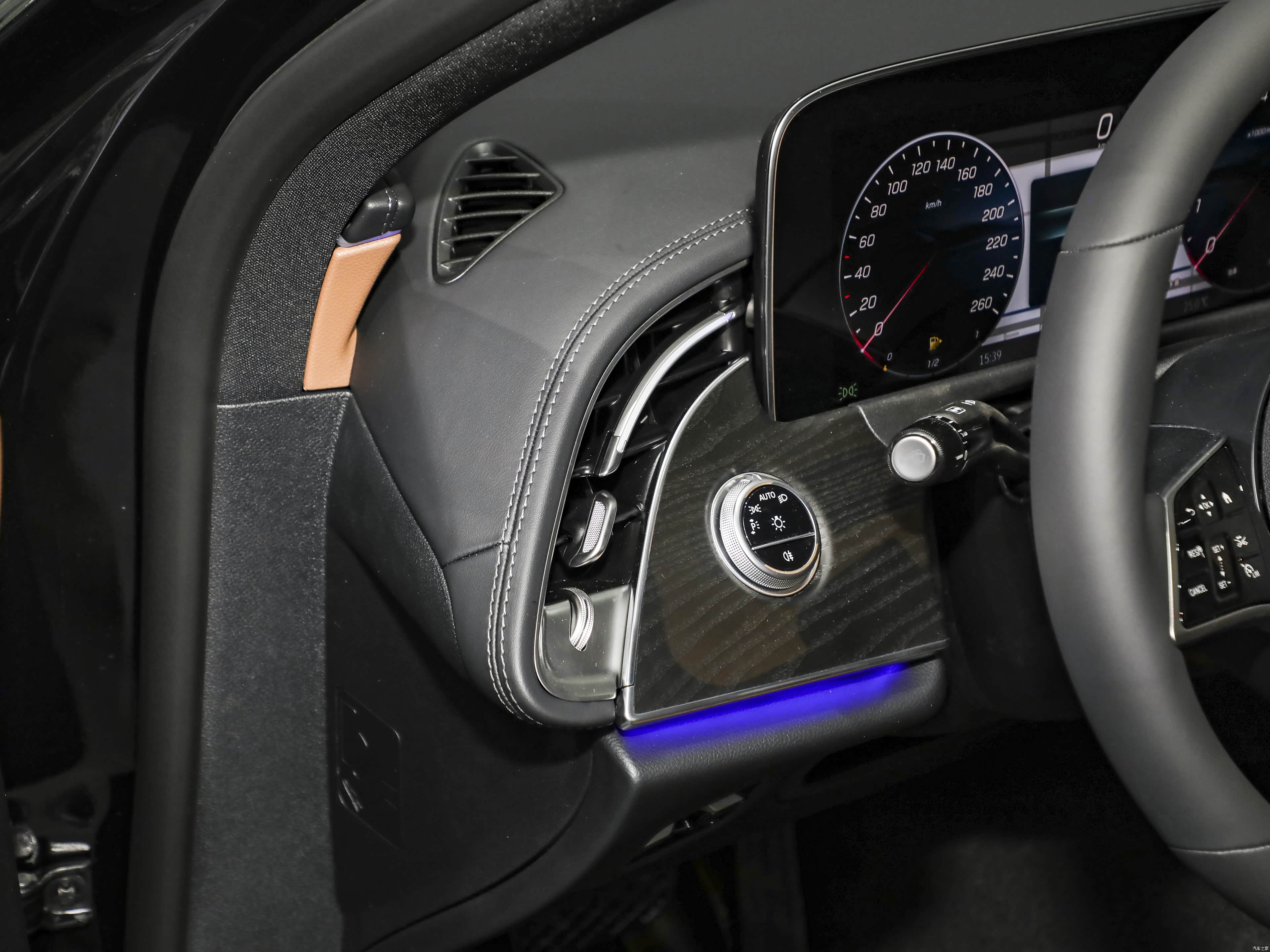 Mercedes-Benz E, миниатюра 16