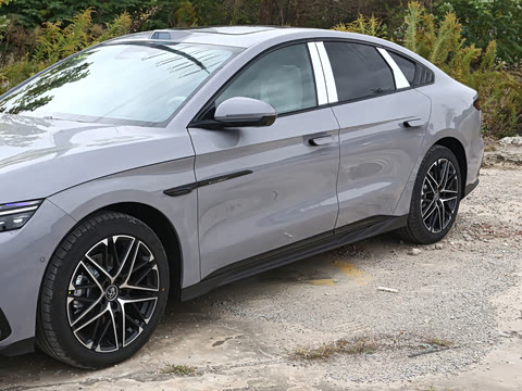 2025�� EV �Ǽݰ� 635KM�����״��콢��