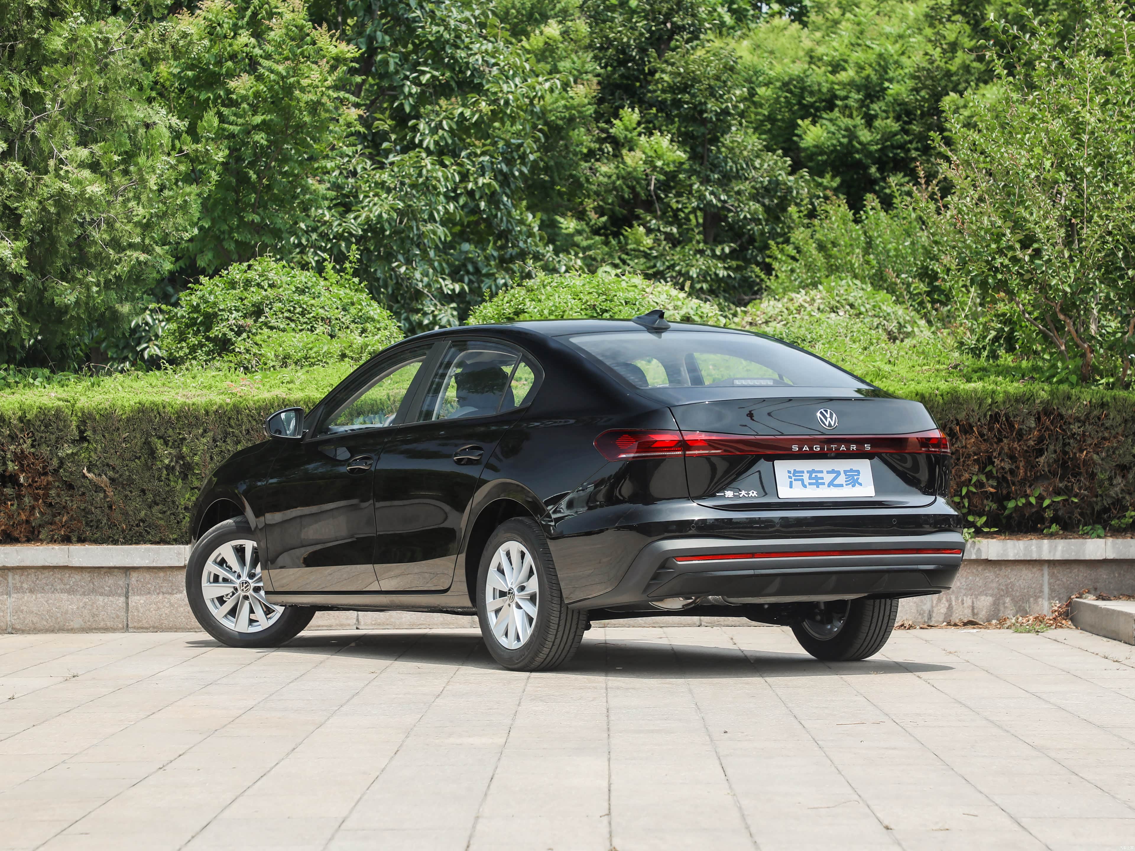 Volkswagen Sagitar, миниатюра 5