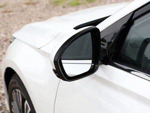 2025�� 2.0L XL-TLS ������