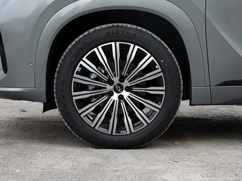 2027�� 2.0T �Զ�������ӥ500��
