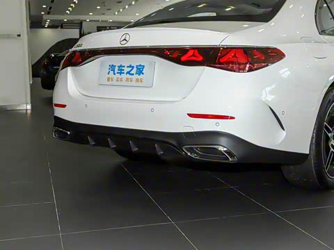 2025�� �Ŀ� E 300 ʱ�����˶���