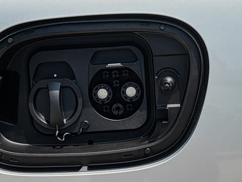 2026�� 535 PLUS�����