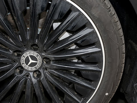 2026�� �Ŀ� CLE 300 4MATIC �����ͽ��ܳ�