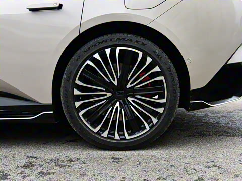 2026�� Ultra ���̰�