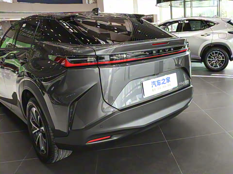 2023�� 450e ����������