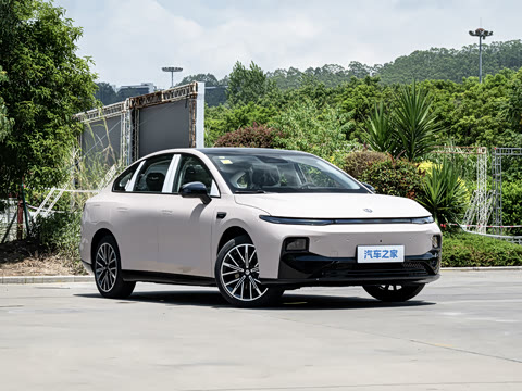 2027�� 590������