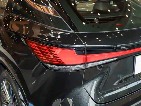 2026�� 350h ����������