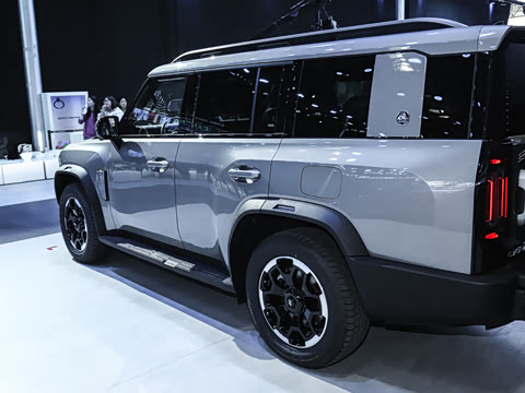 2026�� PLUS 211km XWD ���� 7��