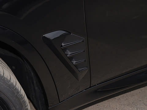 2026�� �Ŀ� xDrive 40Li ������M�˶���ҹ��װ