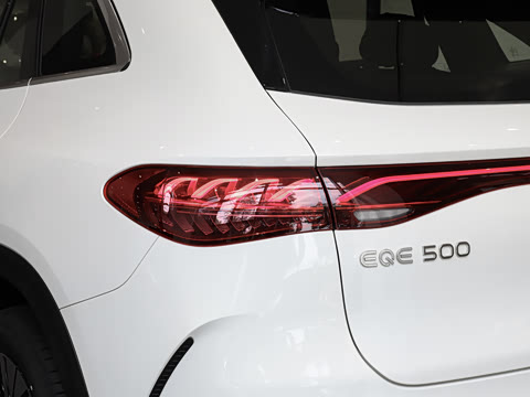 2026�� 500 4MATIC ������