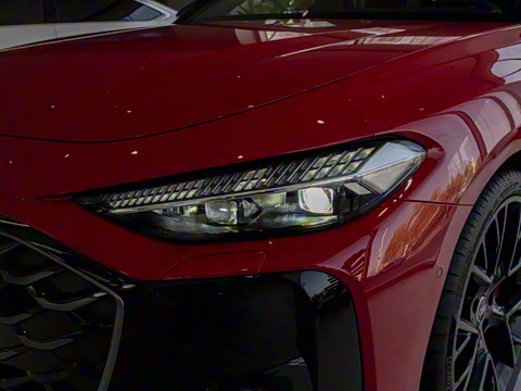 2026�� TFSI quattro 150kW �����޶���