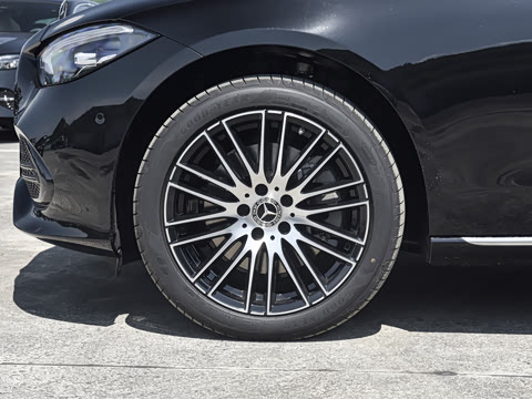 2026�� �Ŀ� C 260 L