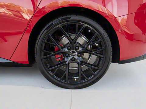 2026�� TFSI quattro 150kW �����޶���