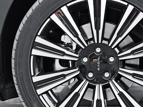 2026�� 650 ���װ�