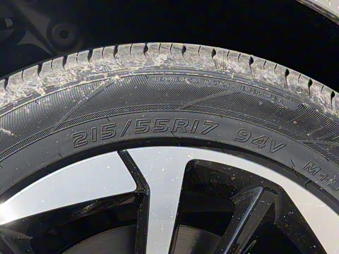 2025�� Plus 610 ������