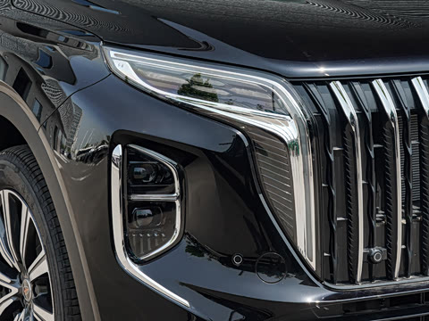 2025�� �Ŀ�  2.0T PHEV ����200��������� 7��