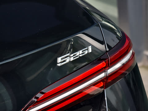 2026�� 525i M�˶���װ
