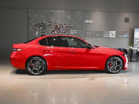 2026�� 2.0T 280HP VELOCE ������