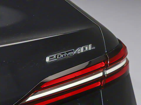 2025�� eDrive 40L M�˶���װ