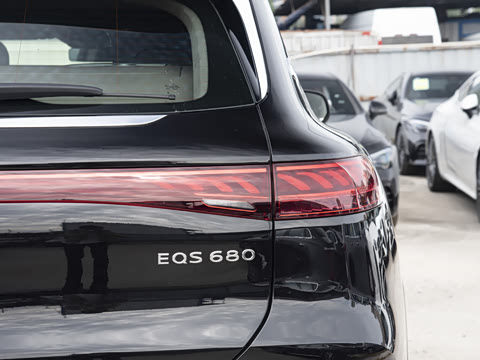 2025�� EQS 680 ���ݰ�