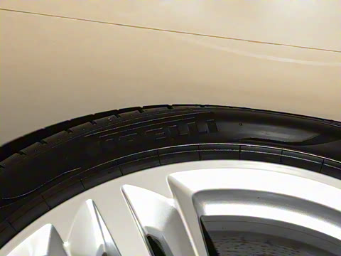 2024�� 4.0T GT V8