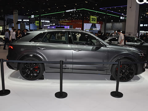 2026�� 4.0 TFSI 