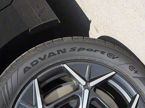 2025�� 120����Ultra