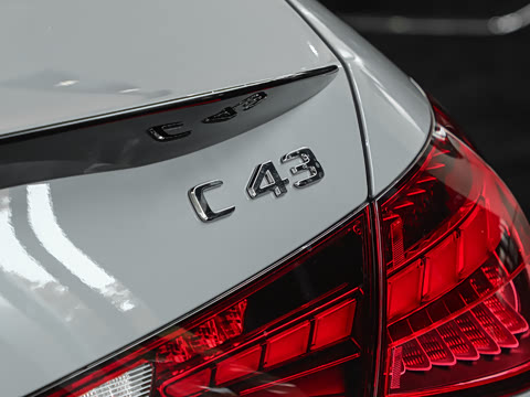 2026�� AMG C 43 4MATIC
