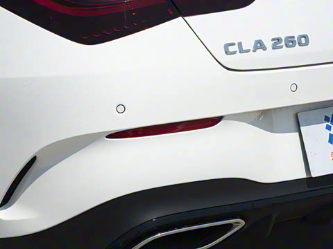 2025�� CLA 260 4MATIC ���ܳ�