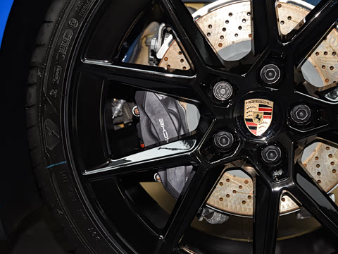 2026�� Carrera 3.0T