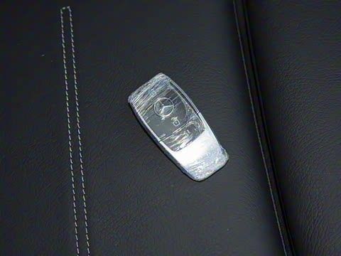 2025�� CLA 260 4MATIC ���ܳ�