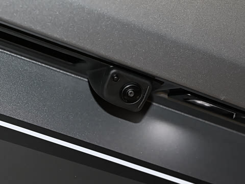 2026�� �Ŀ� xDrive 50L M�˶���װ