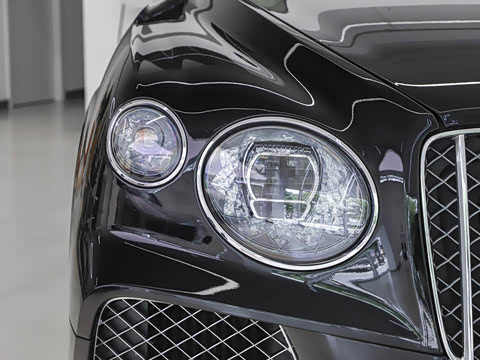 2026�� 4.0T V8 ������վ���