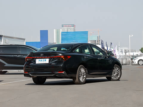 2026�� ˫�� 2.5L XLE����