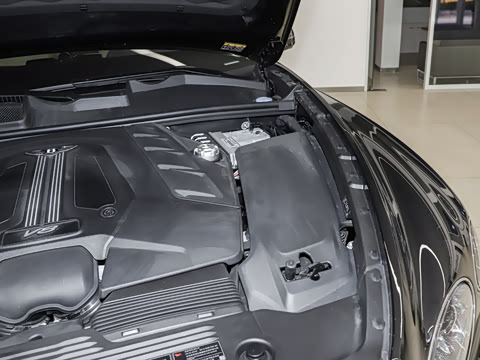 2026�� 4.0T V8 ������վ���