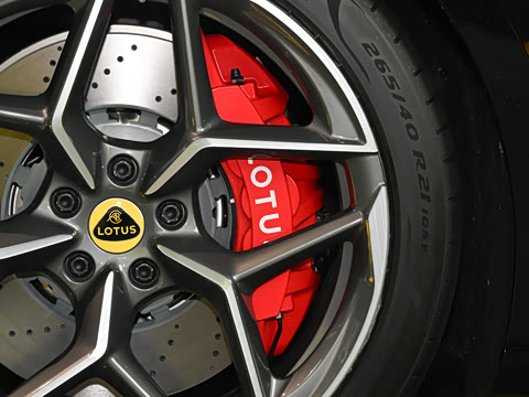 2026�� 600 SE 5��