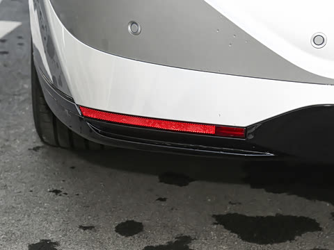 2026�� ���� 615 Max �콢��