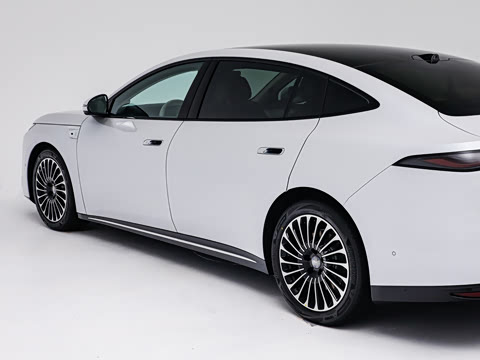 2026�� EV 785KM�����콢��