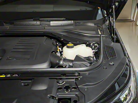 2025�� 400PS Dynamic SE