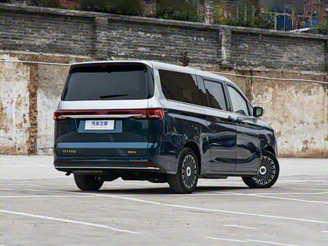 2026�� ���̰� 230�콢�� 7��