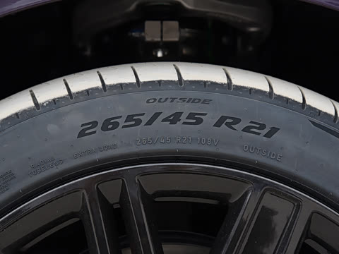 2025�� ���� Ultra�� 53.4kWh 6���� (896�߼����״