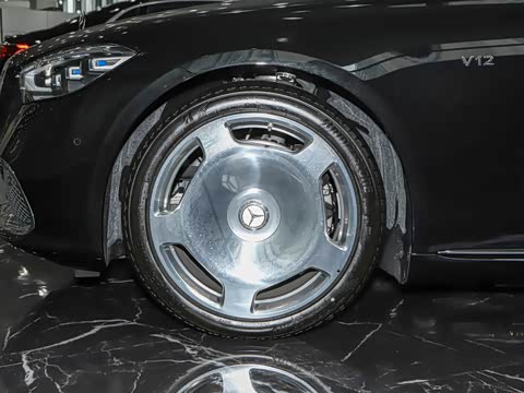 2026�� S 680 4MATIC