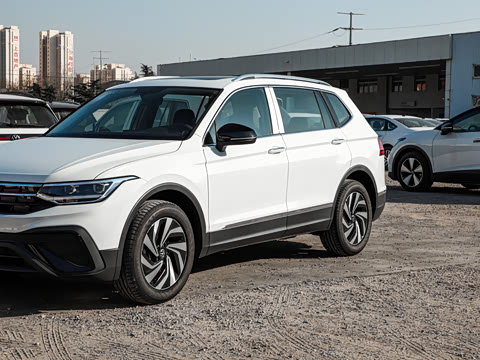 2026�� ���ڿ� 300TSI �Զ��������ڰ�