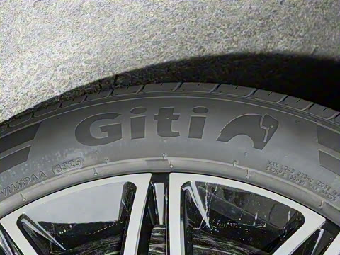 2025�� 260��������������