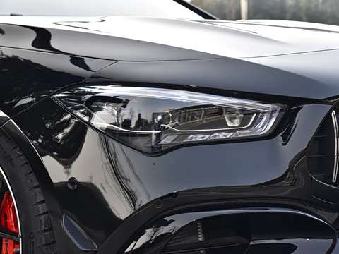 2026�� AMG CLA 45 S 4MATIC+