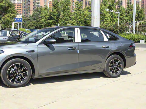 2025�� EM-i 70km ������