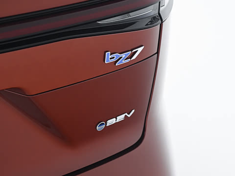 2026�� 710 Ultra�����״��