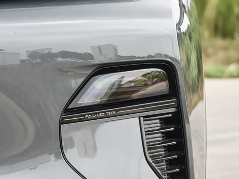 2026�� 605km Զ��+